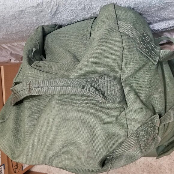 Rothco Gen II Enhanced Nylon Duffle Bag Backpack Tactical 2 Strap Army - Picture 4 of 9